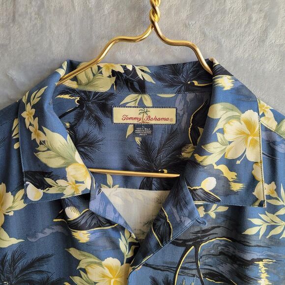 TOMMY BAHAMA Blue Floral Silk Hawaiian Print Button Down Shirt Size L Hibiscus - Picture 4 of 10
